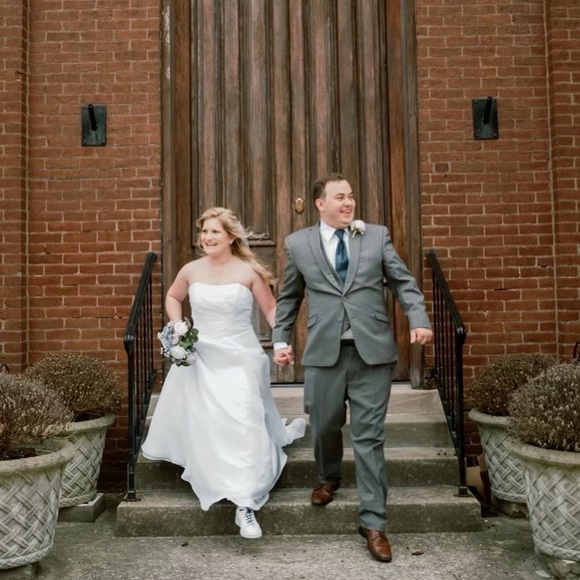 Meet your Posher, Darian - Picture 3 of 16